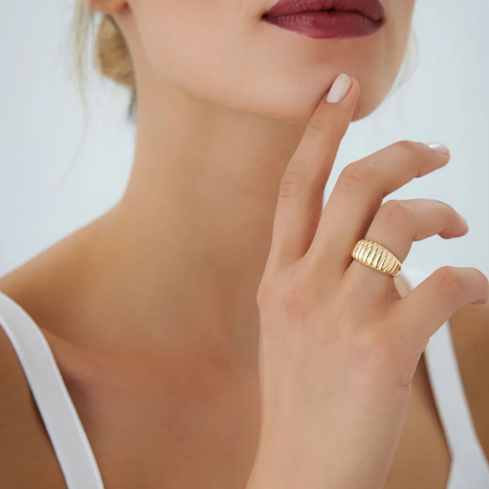 14k Gold Chunky Ribbed Statement Ring