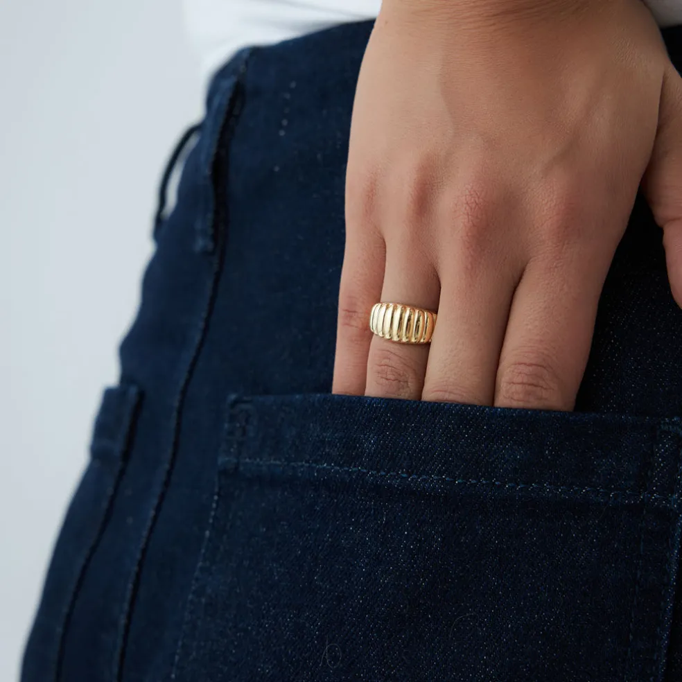 14k Gold Chunky Ribbed Statement Ring