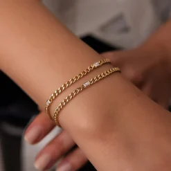 14K Gold Cuban Link Bracelet w/ Emerald Cut Diamond