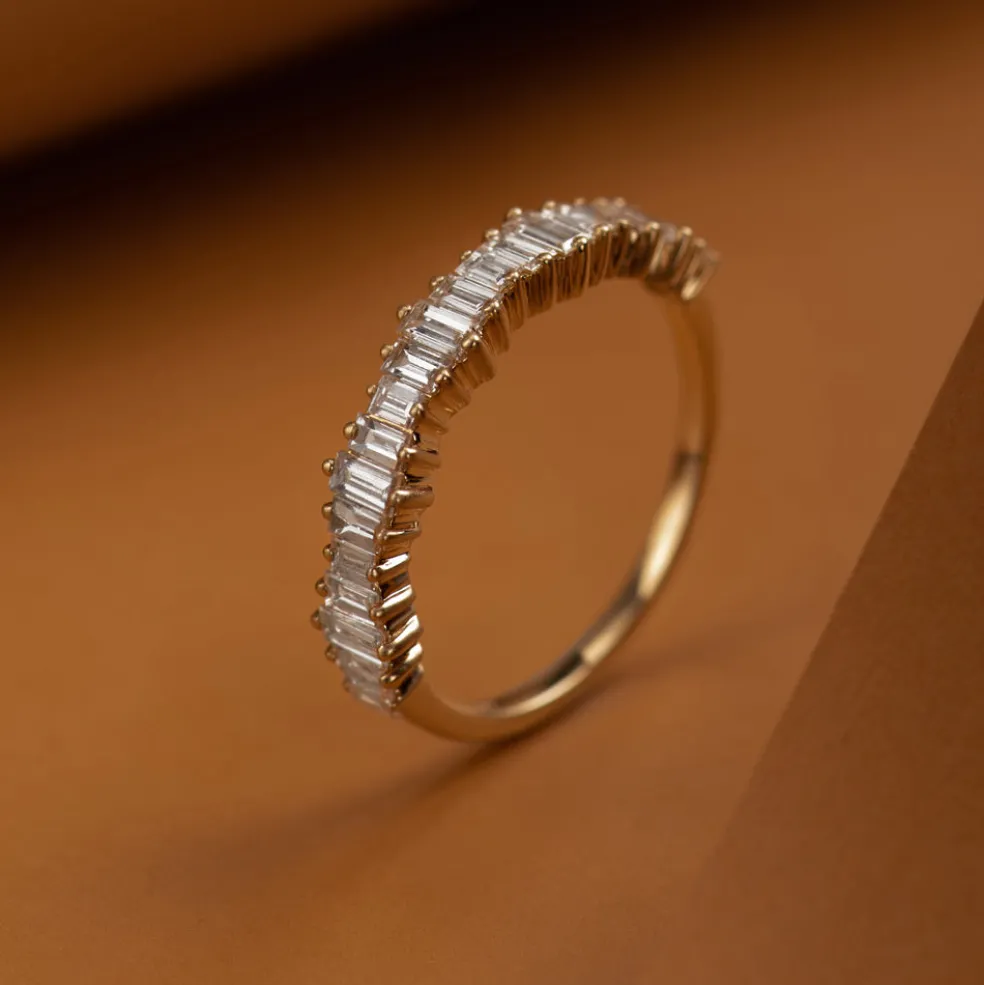 14k Gold Graduating Baguette Diamond Ring