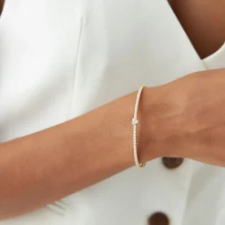 14k Gold Heart Shaped and Round Diamond Bangle