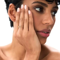 14k Gold Minimalist Heart Outline Band