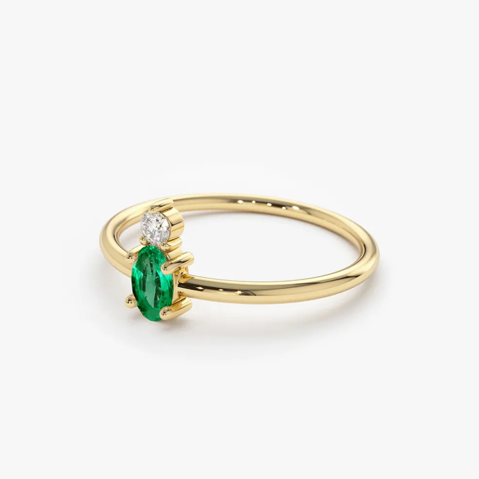 14K Gold Oval Emerald and Diamond Ring
