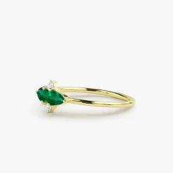 14K Gold Pear Shape Emerald and Diamond Cluster Ring