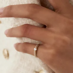 14k Gold Ribbed Gold Solitaire Diamond Ring