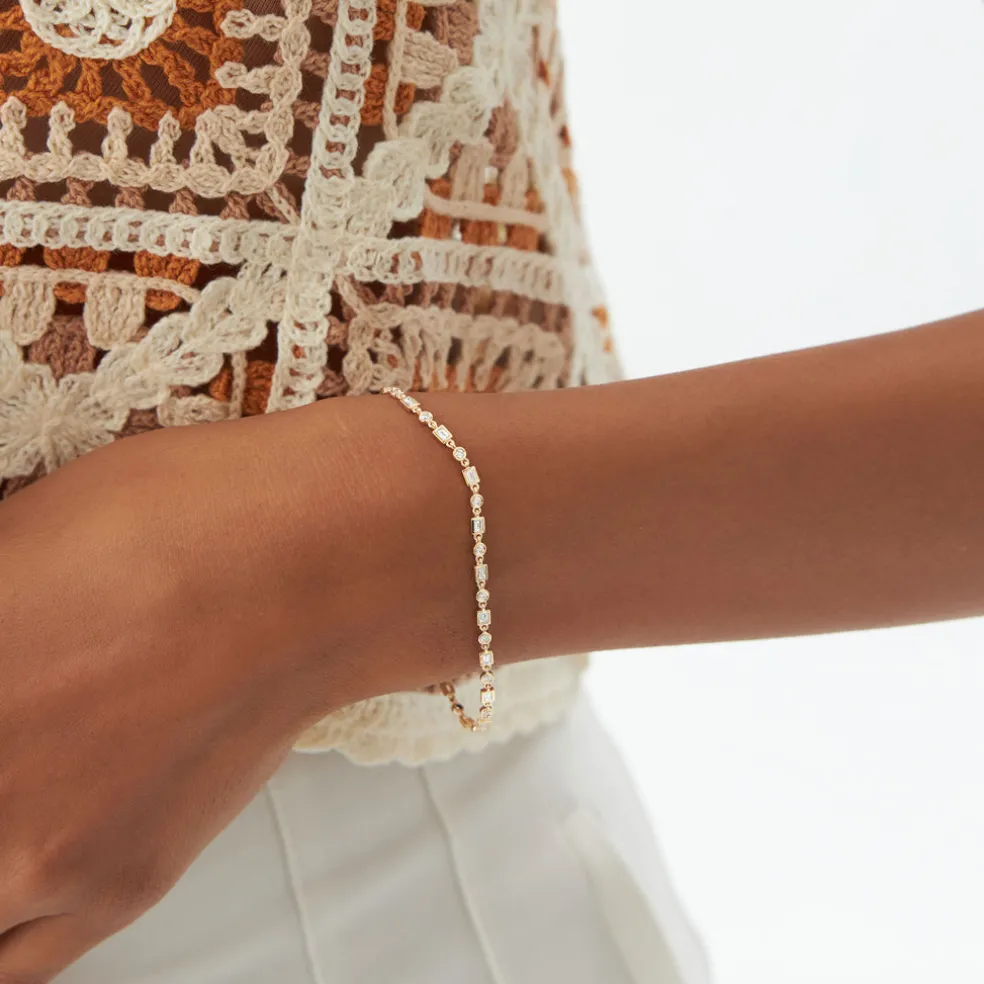 14K Gold Round and Baguette Diamond Bracelet