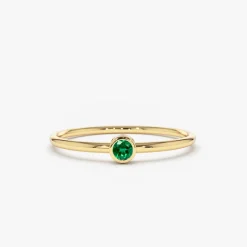 14k Gold Solitaire Emerald Gemstone Ring
