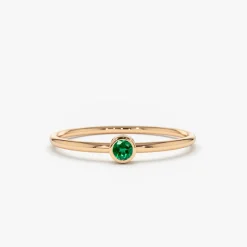 14k Gold Solitaire Emerald Gemstone Ring