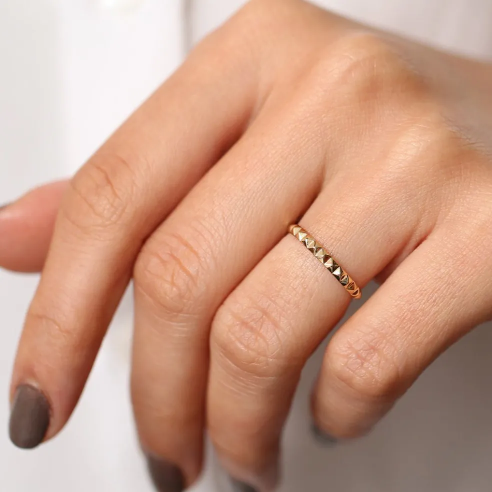 14K Gold Spike Pyramid Eternity Ring