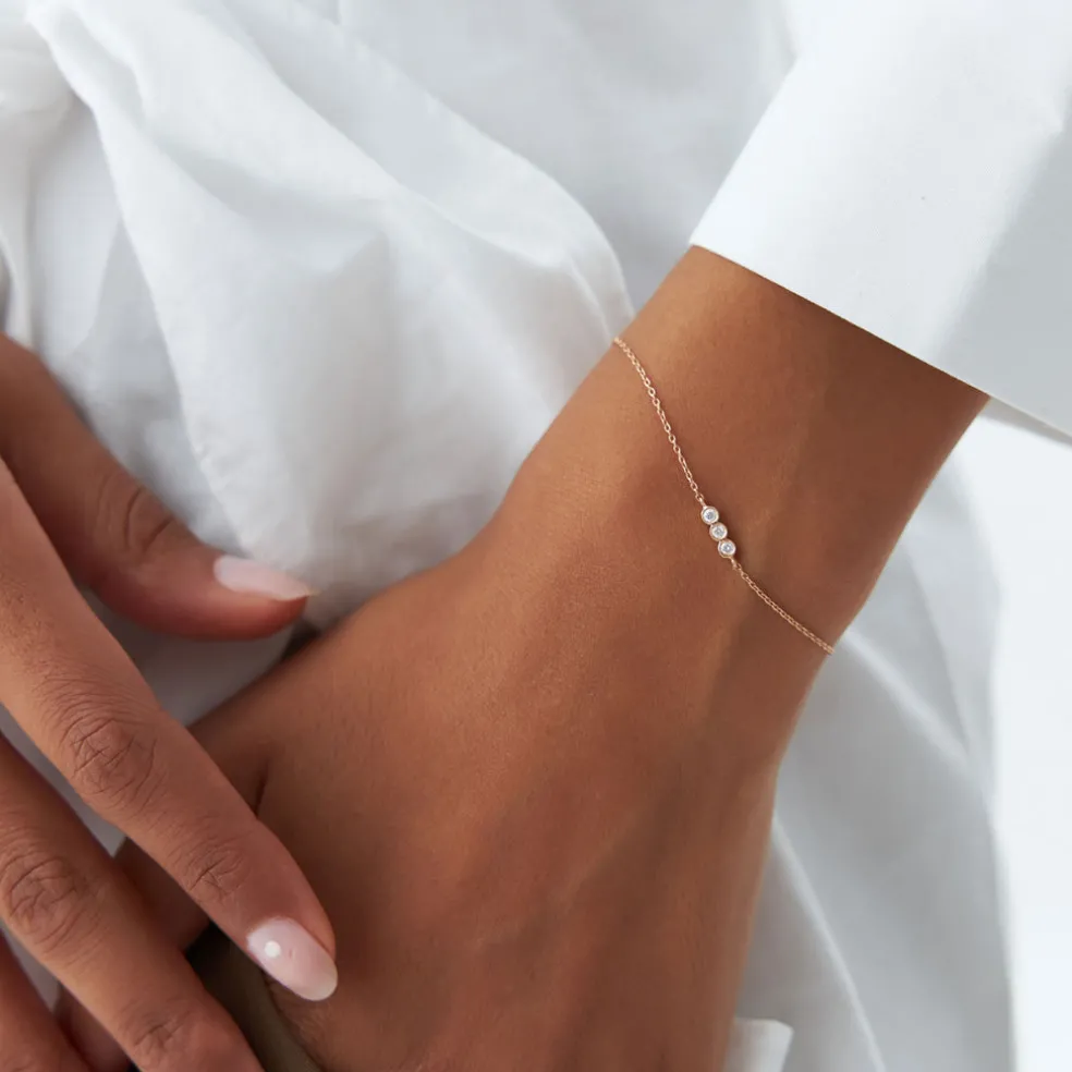 14K Gold Trio Diamond Bracelet with Thin Chain