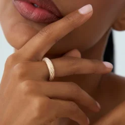 14k Gold Unique Twist Design Pave Diamond Ring