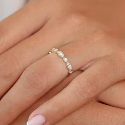 14K Gold Vintage Style Diamond Wedding Ring