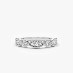 14K Gold Vintage Style Diamond Wedding Ring