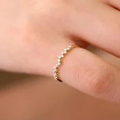 14K Gold Zig Zag Diamond Wedding Band