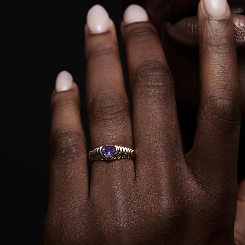 14k Heart Shape Amethyst Beveled Ring