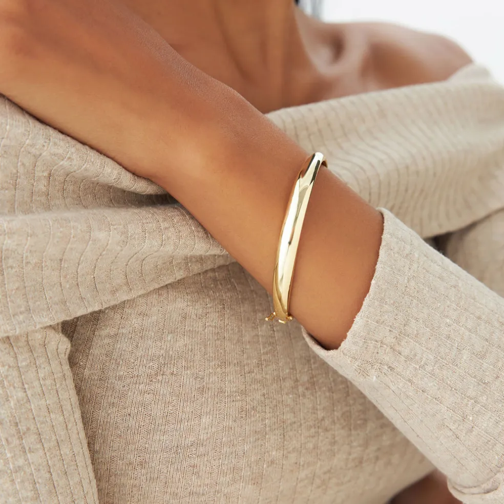 14K 7.5MM Classic Dome Gold Bangle Bracelet