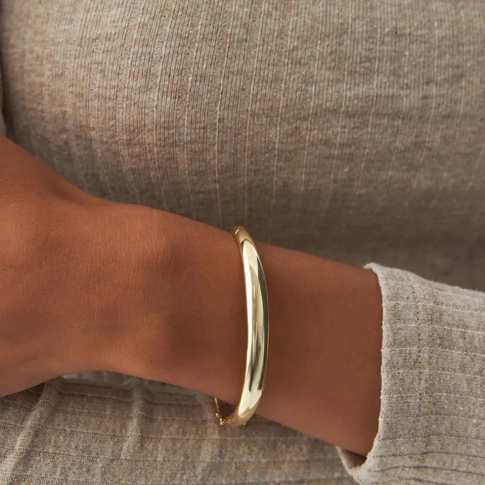 14K 7.5MM Classic Dome Gold Bangle Bracelet