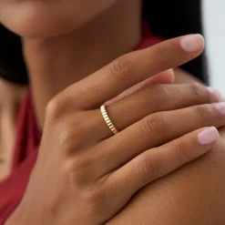 14K 2.5MM Ribbed Gold Band