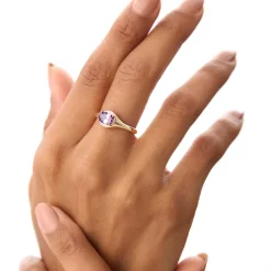 14K Oval Shape Prong Setting Amethyst Ring