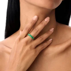 14k Oval Shaped Basket Setting Emerald Ring