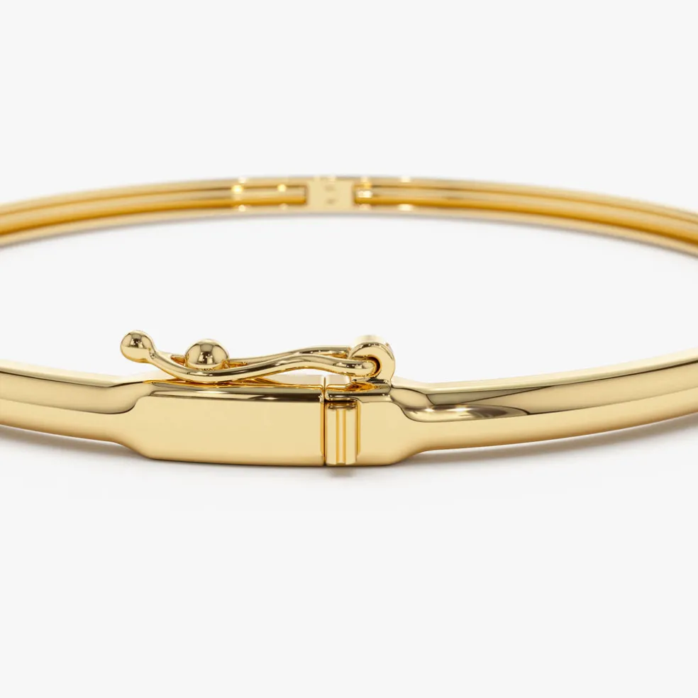 14K Pear Shape Diamond Solitare Bangle