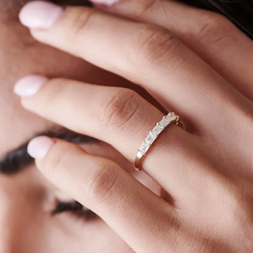 14k Prong Horizontal Set Emerald Cut Diamond Wedding Band