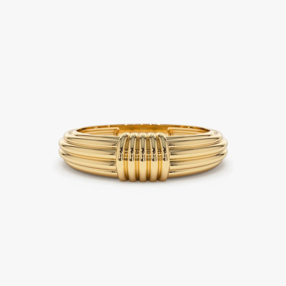 14k Ribbed Dome Graduating Gold Ring