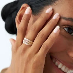 14k Ribbed Unique Design Diamond Signet Ring