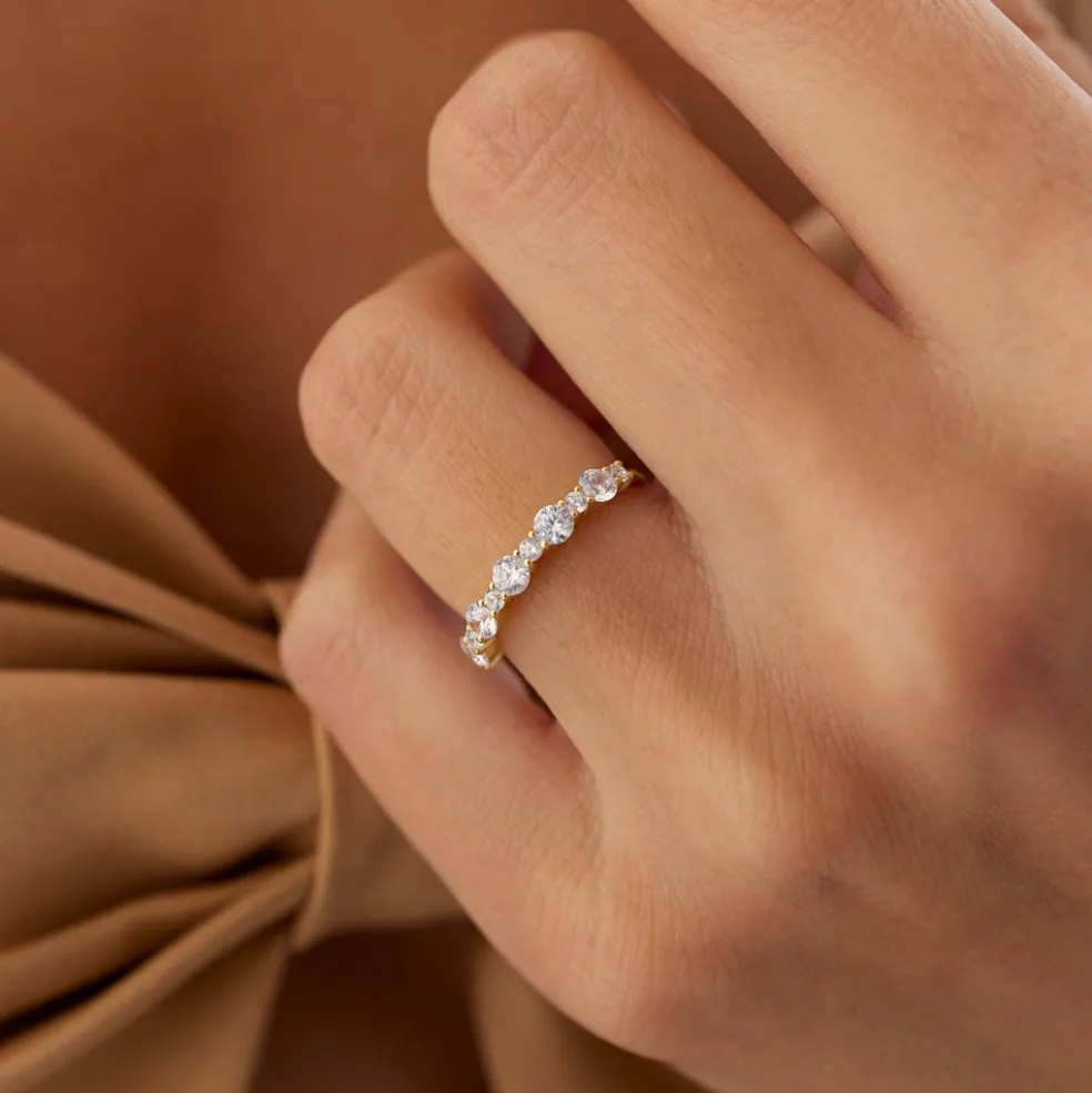 14k Round Diamond Mix Size Anniversary Ring