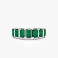 14K Seven Stone Bezel Setting Emerald RIng