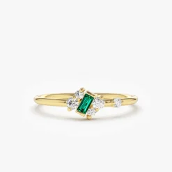 14k Slanted Baguette Emerald Ring
