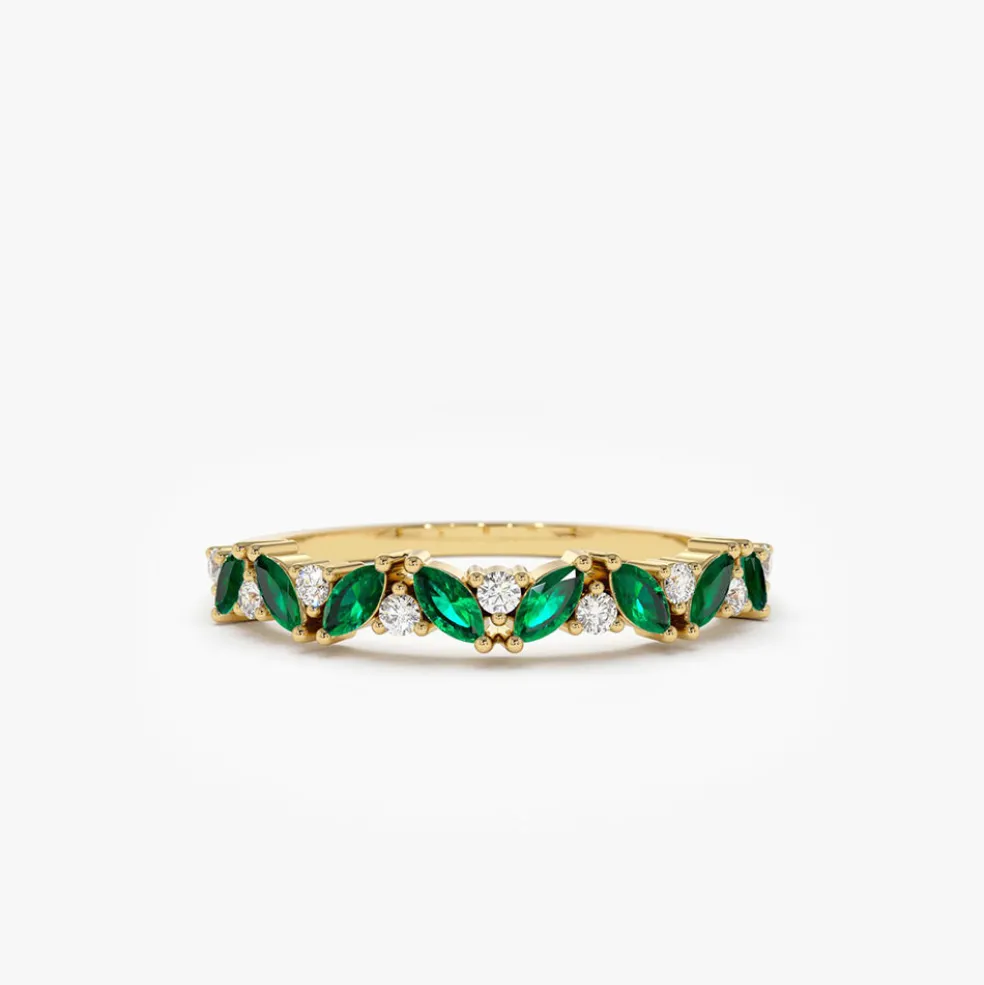 14k Slanted Emerald and Round Diamond Ring