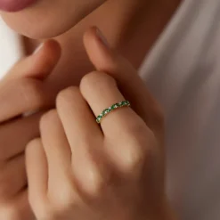 14k Slanted Emerald and Round Diamond Ring