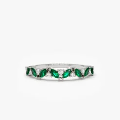 14k Slanted Emerald and Round Diamond Ring