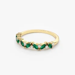 14k Slanted Emerald and Round Diamond Ring