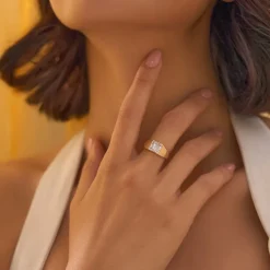 14k Square Illusion Setting Baguette Pinky Ring