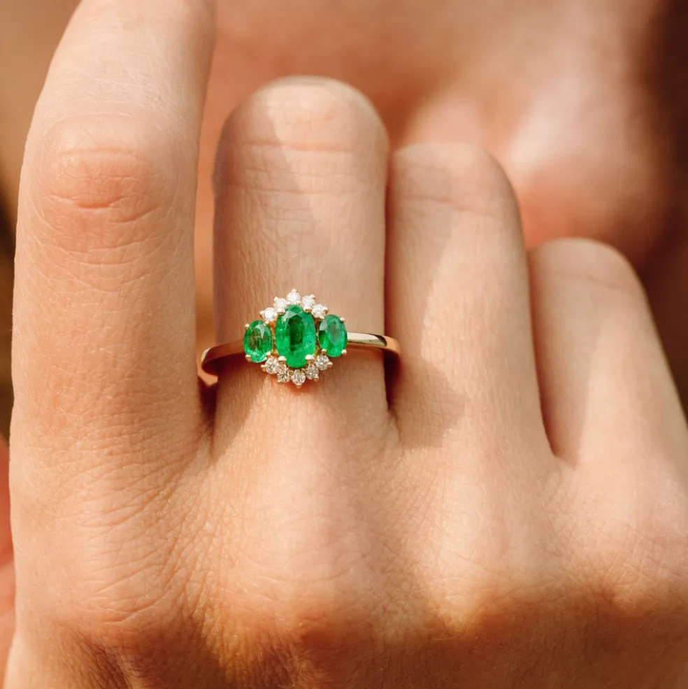 14k Three Stone Emerald Cluster Ring