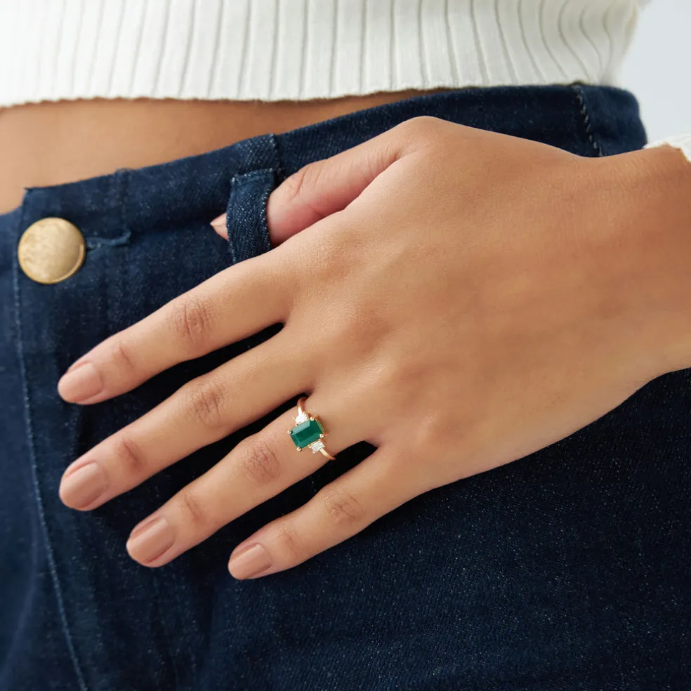 14k Three Stone Emerald Engagement Ring