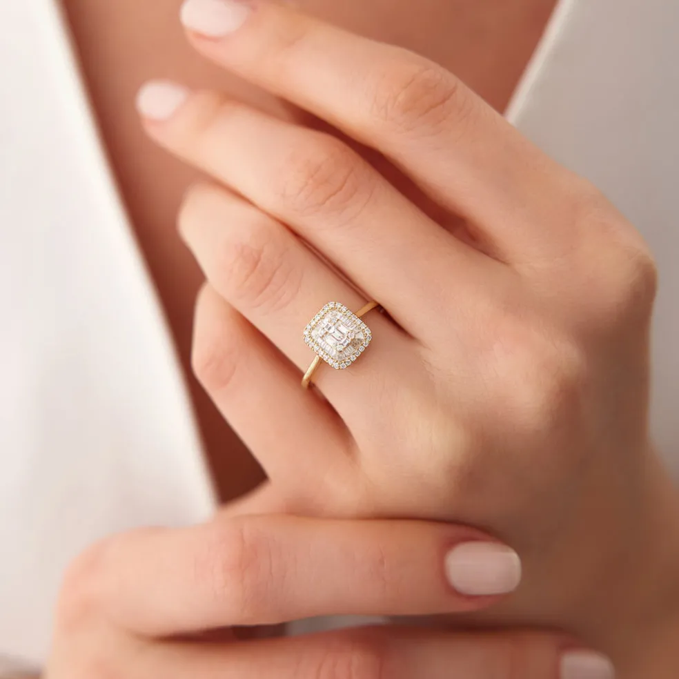 14k Unique Baguette Diamond Statement Ring