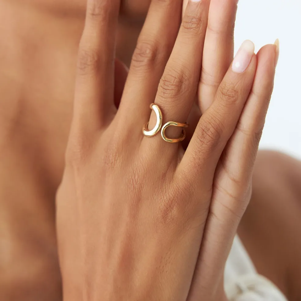 14k Unique Design Bold Gold Ring