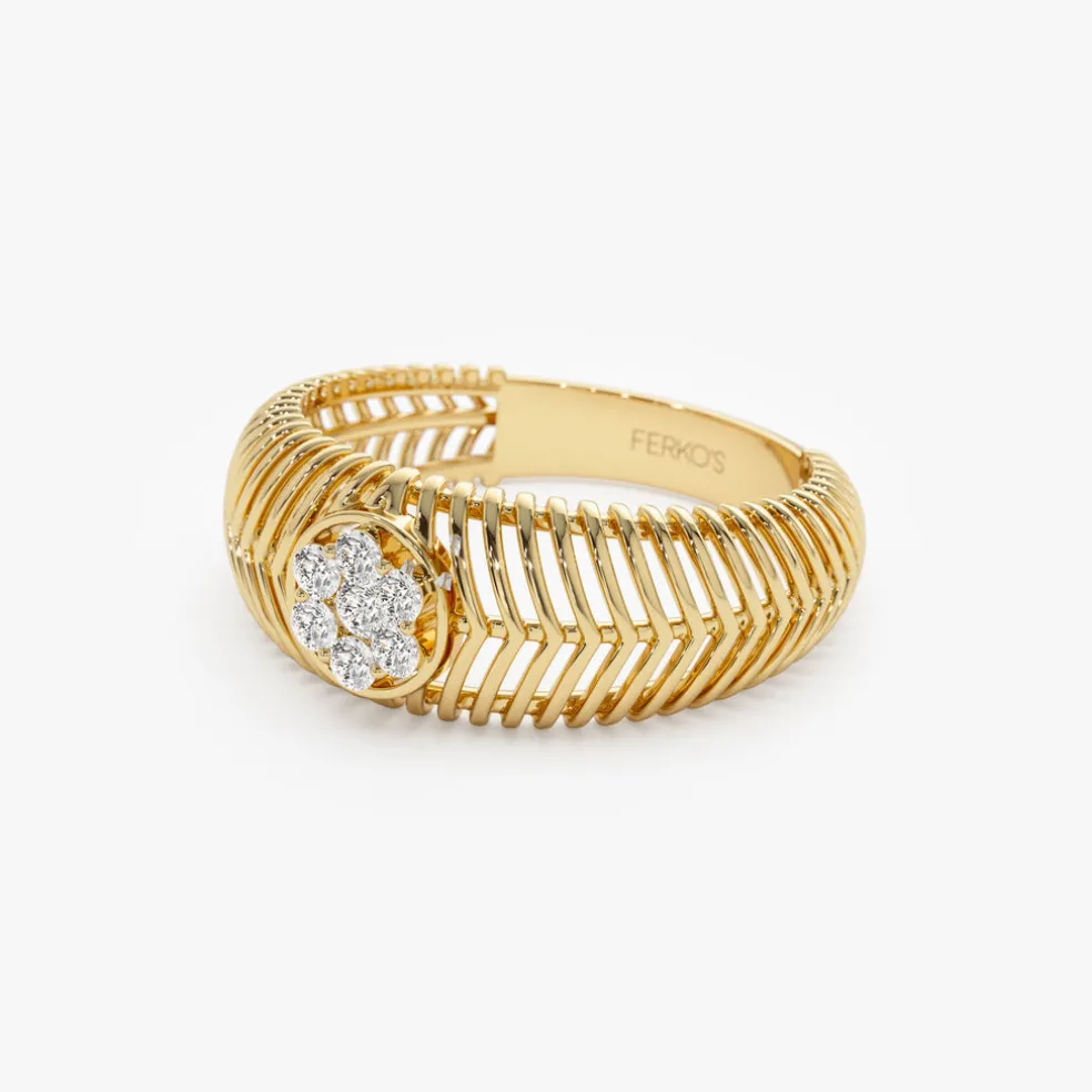 14k Unique Ribbed Illusion Setting Diamond Ring