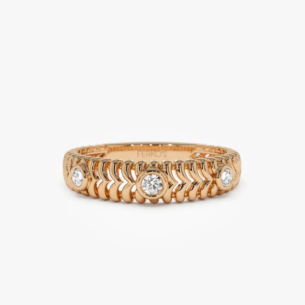 14k Unique Ribbed Three Stone Diamond Ring