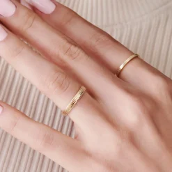 3MM Ribbed Ring in 14k Gold
